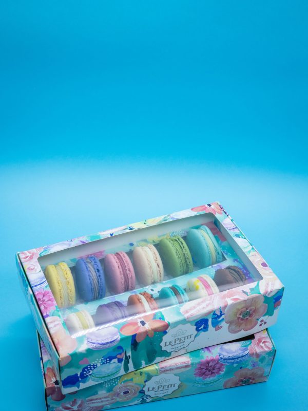 EMBALAGEM COM 12 MACARONS R$114
